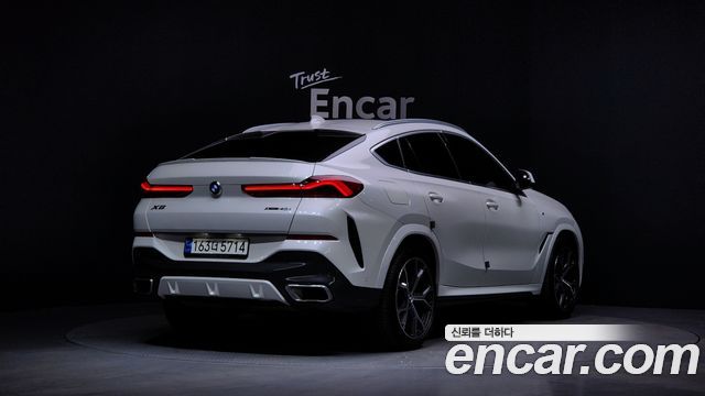 BMW X6 2023 — photo 2