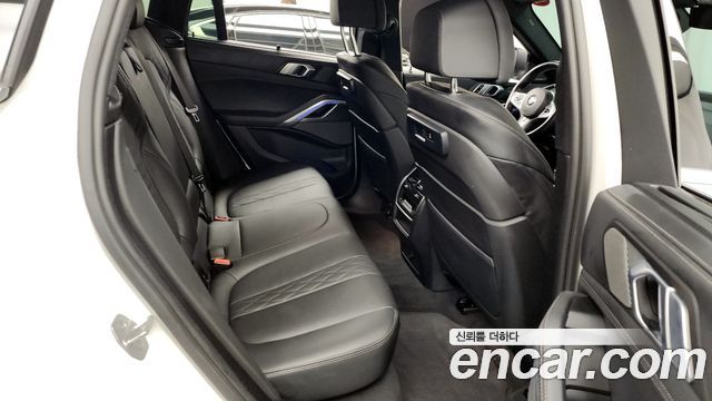 BMW X6 2023 — photo 12