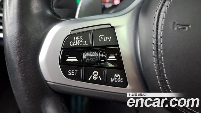 BMW X6 2023 — photo 17