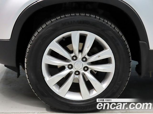 Kia Sorento 2010 — photo 20