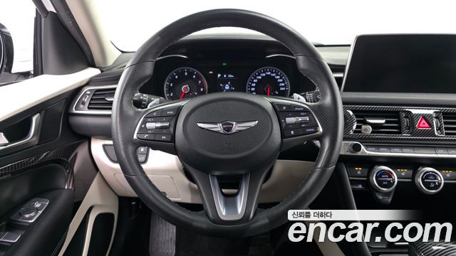 Genesis G70 2020 — photo 13