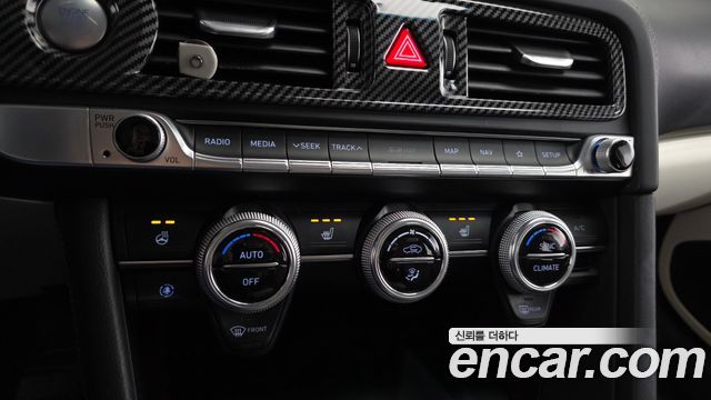 Genesis G70 2020 — photo 16