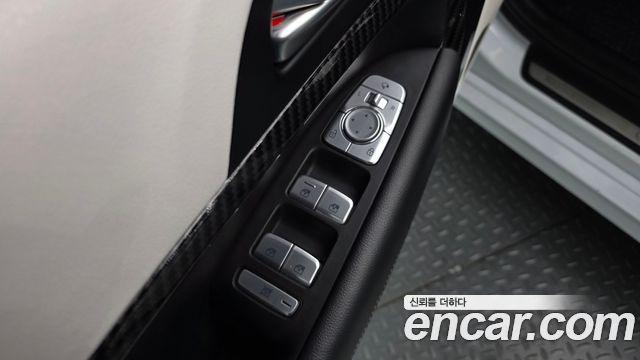 Genesis G70 2020 — photo 17