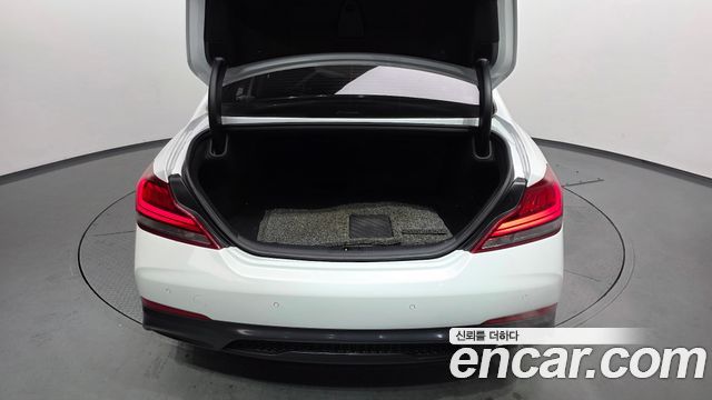 Genesis G70 2020 — photo 20