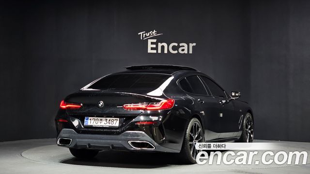 BMW 8-Series 2020 — photo 2