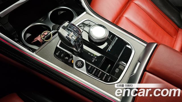 BMW 8-Series 2020 — photo 9