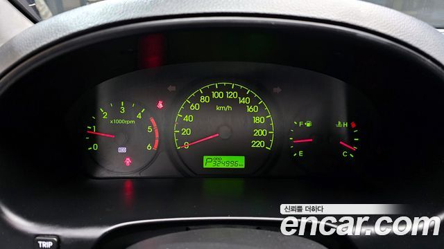 Hyundai Starex 2011 — photo 8