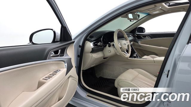 Genesis G70 2021 — photo 11