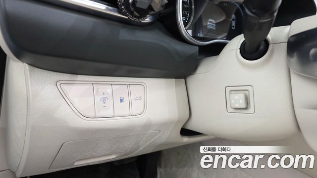 Genesis G70 2021 — photo 14