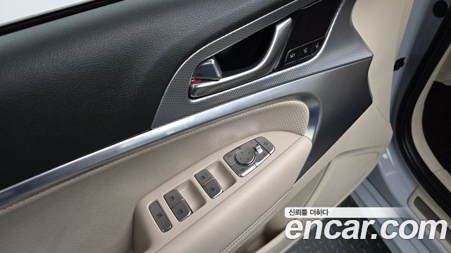 Genesis G70 2021 — photo 19