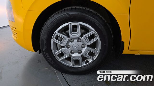 Hyundai Staria 2022 — photo 5