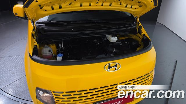 Hyundai Staria 2022 — photo 6