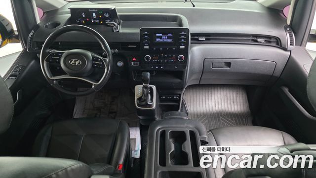 Hyundai Staria 2022 — photo 7