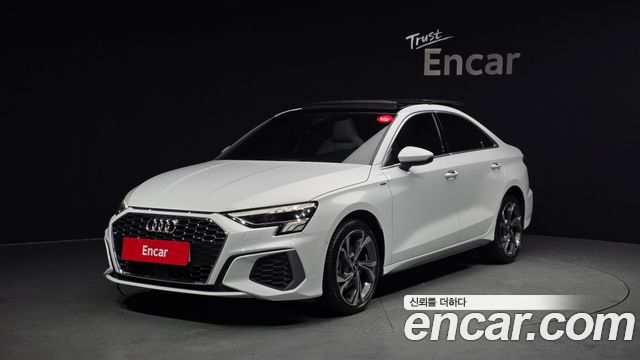 Audi A3 2022 — photo 1