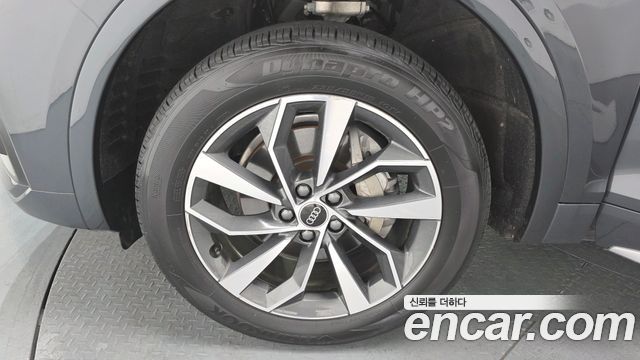 Audi Q5 2021 — photo 5