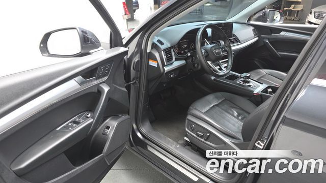 Audi Q5 2021 — photo 12