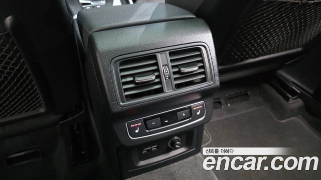 Audi Q5 2021 — photo 18