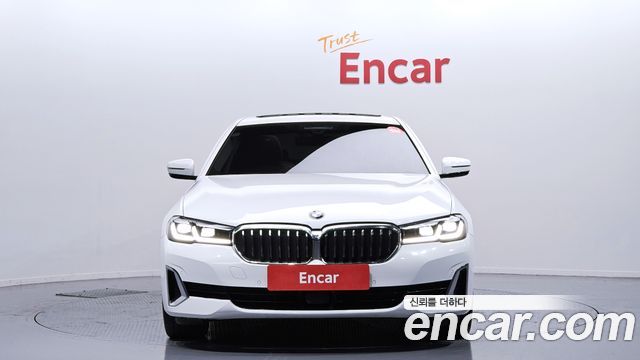 BMW 5-Series 2021 — photo 3