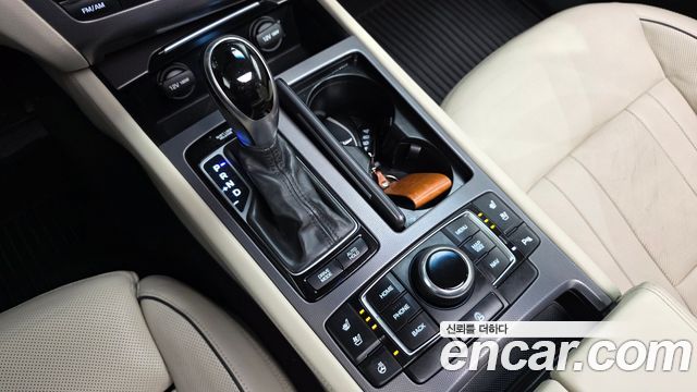 Hyundai Genesis 2015 — photo 9