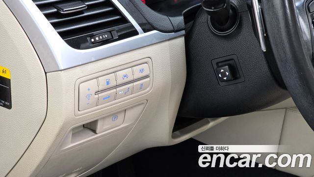Hyundai Genesis 2015 — photo 16