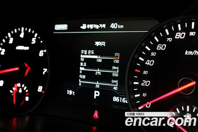 Kia Stinger 2018 — photo 8