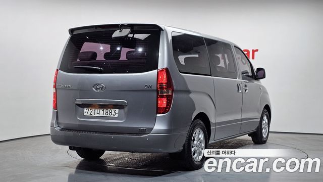 Hyundai Starex 2013 — photo 2