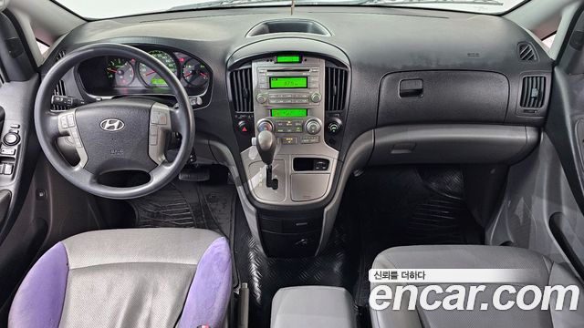Hyundai Starex 2013 — photo 7