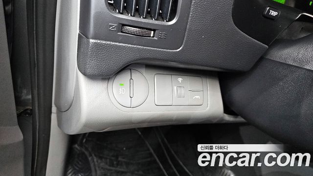 Hyundai Starex 2013 — photo 14