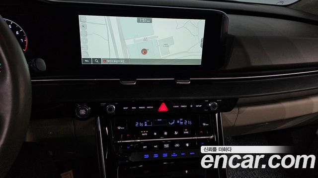Kia Canival 2023 — photo 15