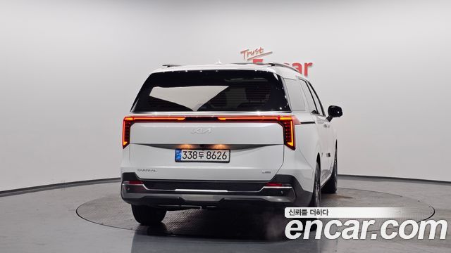 Kia Canival 2024 — photo 4
