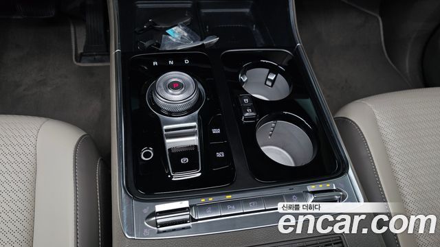 Kia Canival 2024 — photo 9