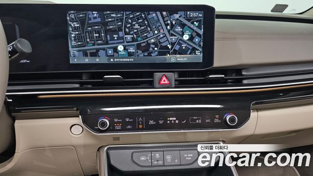 Kia Canival 2024 — photo 14