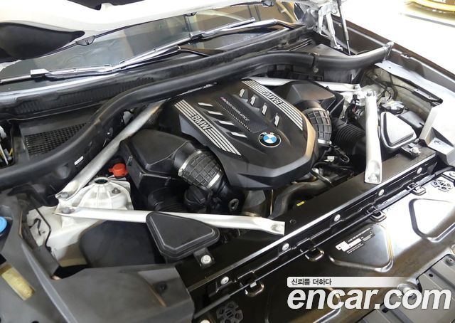 BMW X5 2021 — photo 6