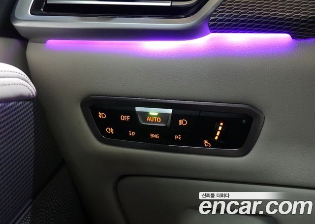 BMW X5 2021 — photo 15