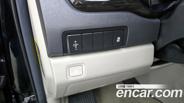 Kia Canival 2020 — photo 13