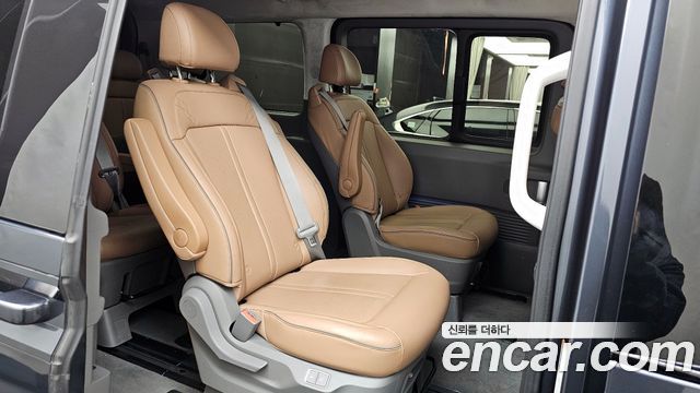 Hyundai Staria 2023 — photo 12