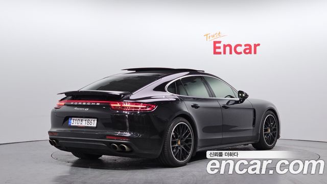 Porsche Panamera 2018 — photo 2