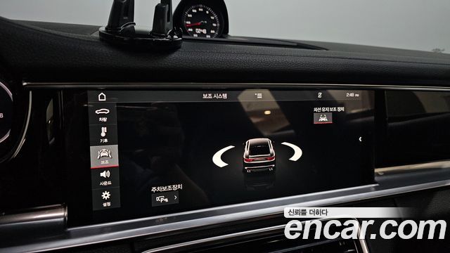 Porsche Panamera 2018 — photo 18