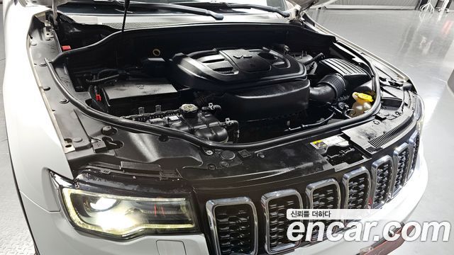Jeep Cherokee 2018 — photo 6