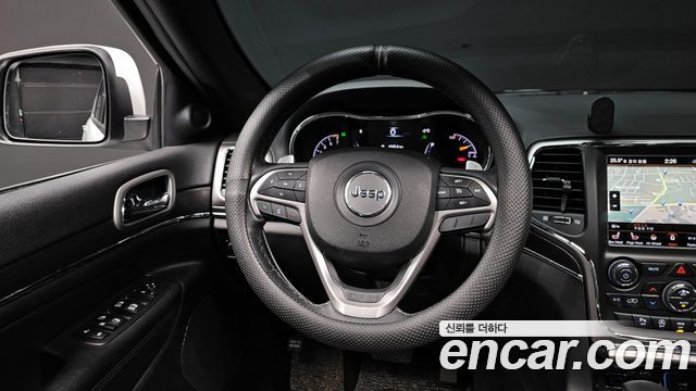 Jeep Cherokee 2018 — photo 13