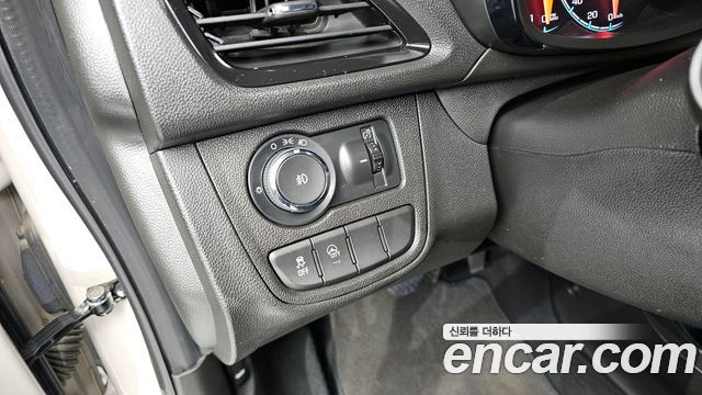 Chevrolet Korea Spark 2017 — photo 16