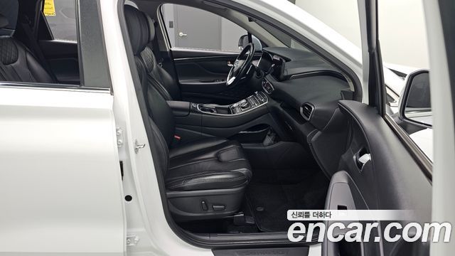 Hyundai Santafe 2021 — photo 12