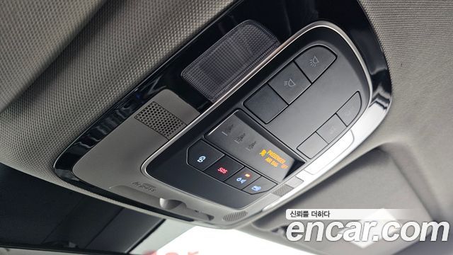 Hyundai Santafe 2021 — photo 18