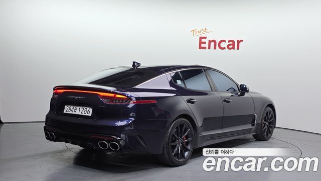 Kia Stinger 2022 — photo 2