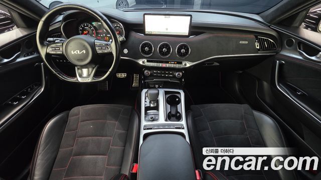Kia Stinger 2022 — photo 7