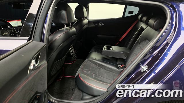 Kia Stinger 2022 — photo 20