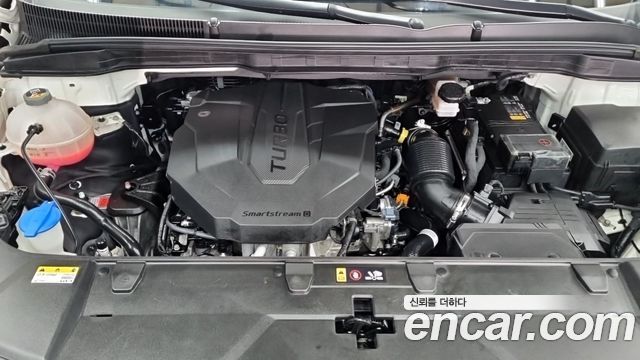 Kia Canival 2023 — photo 6