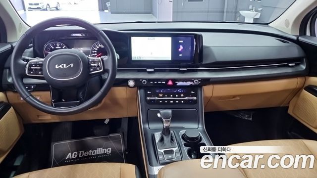 Kia Canival 2023 — photo 7