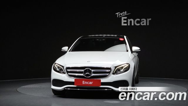 Mercedes-Benz E-Class 2017 — photo 3