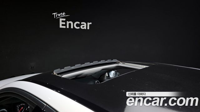 Mercedes-Benz E-Class 2017 — photo 19
